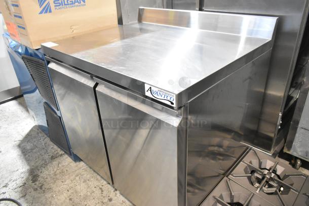 Brand new Avantco 178ZWT36RHC 36" worktop refrigerator. Front breathing, 3.5" backsplash, on commercial casters. 115V, 1 phase.