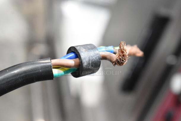 Damaged power cable showing exposed copper wires. Ensure repair for safe use. Check compatibility with Beiqi BQ333 model.