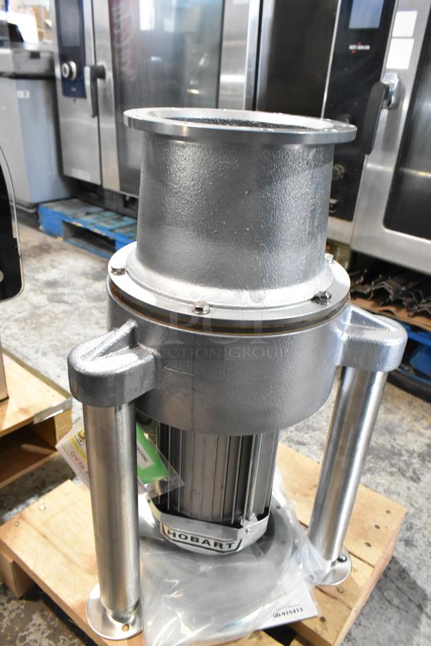 BRAND NEW Hobart FD4/150-1 commercial garbage disposer with adjustable feet, 1 1/2 hp, model 425FD41501, scratch and dent condition.