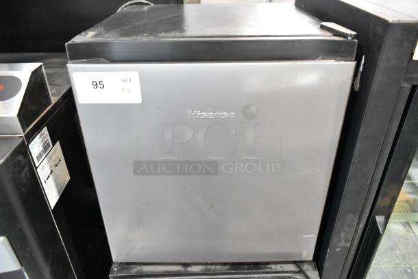 2 Hisense WMS017M6XVE and Arctic King ATMP032AEB mini coolers with freezer, 115V, 1 Phase, good condition, bid x2.