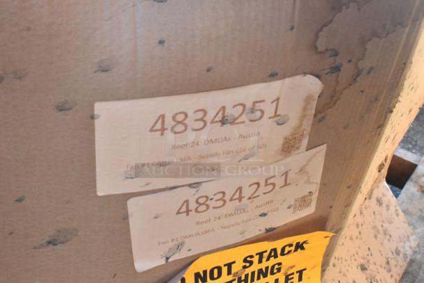 Brand new CaptiveAire DMUA18FA metal rooftop exhaust mushroom fan, in box. Label: 4834251, Supply Fan (26 of 50).