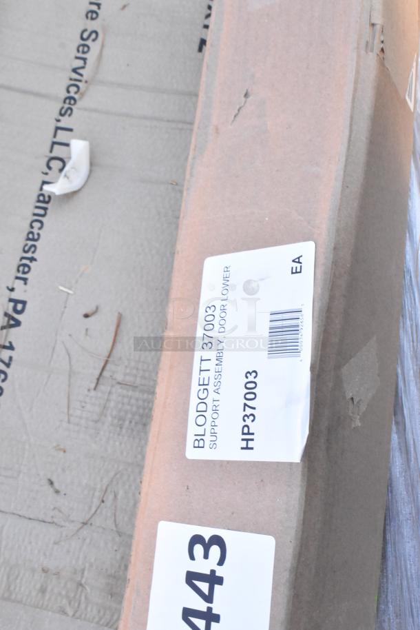 Cardboard box labeled "BLODGETT 37003 HP37003" with visible barcode. Box appears in good condition.
