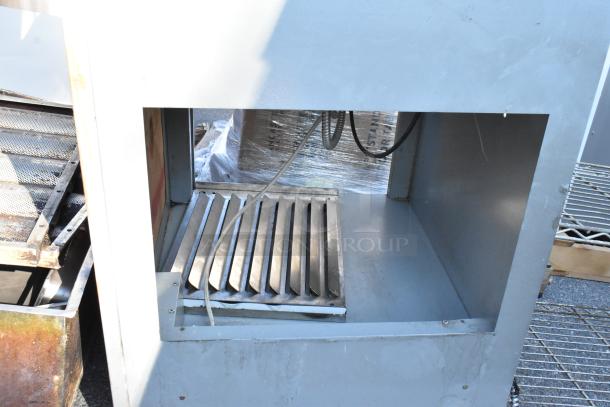 Duke SUB-HJF-R25 metal soup station, 120V, 1 phase, used, visible grill and compartment, suitable for warming soups.