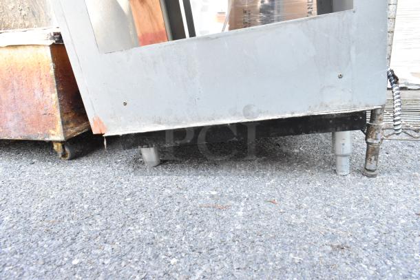Duke SUB-HJF-R25 metal warming soup station on legs, showing wear; 120V, 1 Phase.