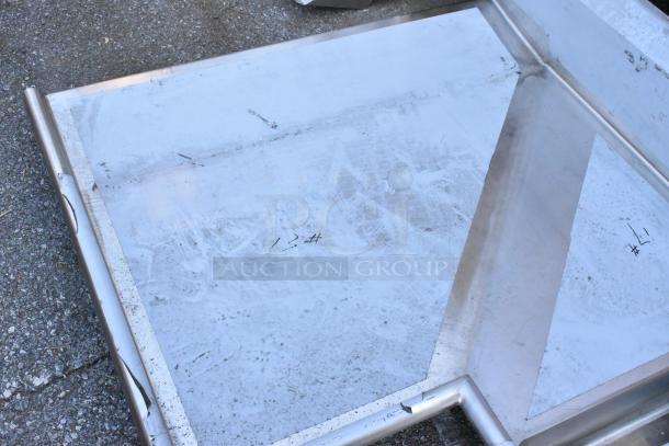 BRAND NEW Regency 600DDTL48L L-Shape Dishtable, 4' 16-gauge stainless steel, left landing, scratch and dent condition.