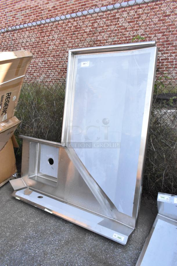 BRAND NEW Regency 600DDTI72L 6' 16-Gauge Stainless Steel Soiled L-Shape Dishtable, Left Island. Scratch and dent, no legs.