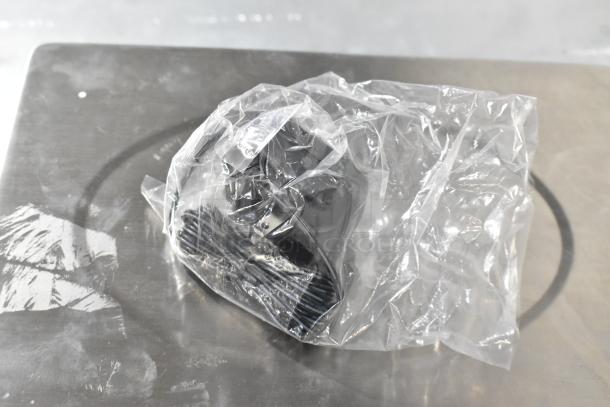 BRAND NEW AvaTek 334PCS60 digital price computing scale, 60 lb capacity, with visible scratches and dents, wrapped in plastic.