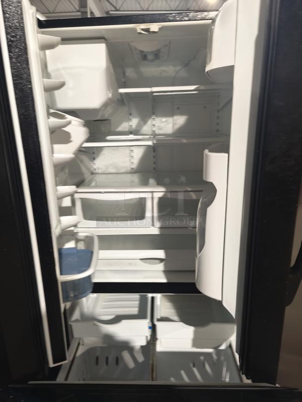 AMANA 25.0 cu. ft. French Door Refrigerator, model afi2538aeb, black, 4 glass shelves, adjustable bins, ice/water dispenser.
