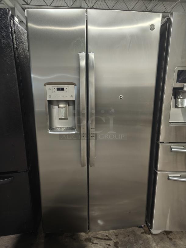 GE 25.3 cu. ft. side-by-side refrigerator, model GSS25IYNRHFS, fingerprint-resistant stainless steel, standard depth.