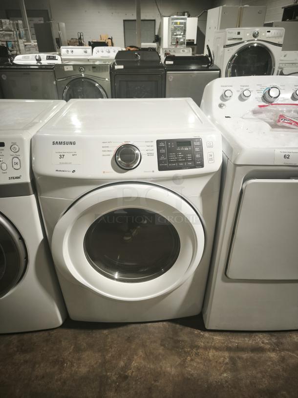 SAMSUNG 7.5 cu. ft. Electric Dryer in white, model dv42h5000ew/a3, excellent condition, front panel controls.