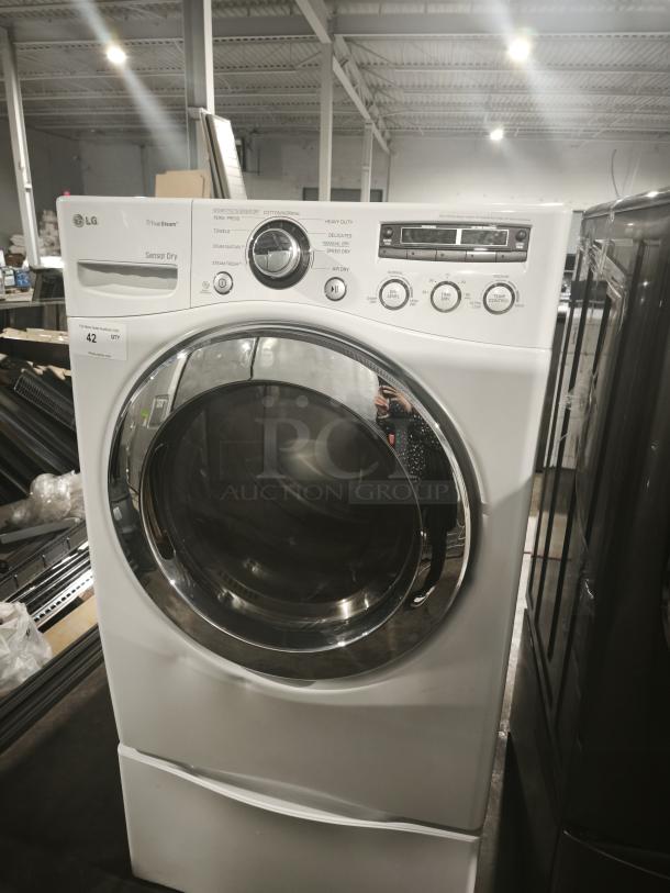 LG 27" electric dryer, model DLEX2650W, white, 7.3 cu. ft., 9 cycles, steam functions, sensor dry, dual LED, alloy steel drum.