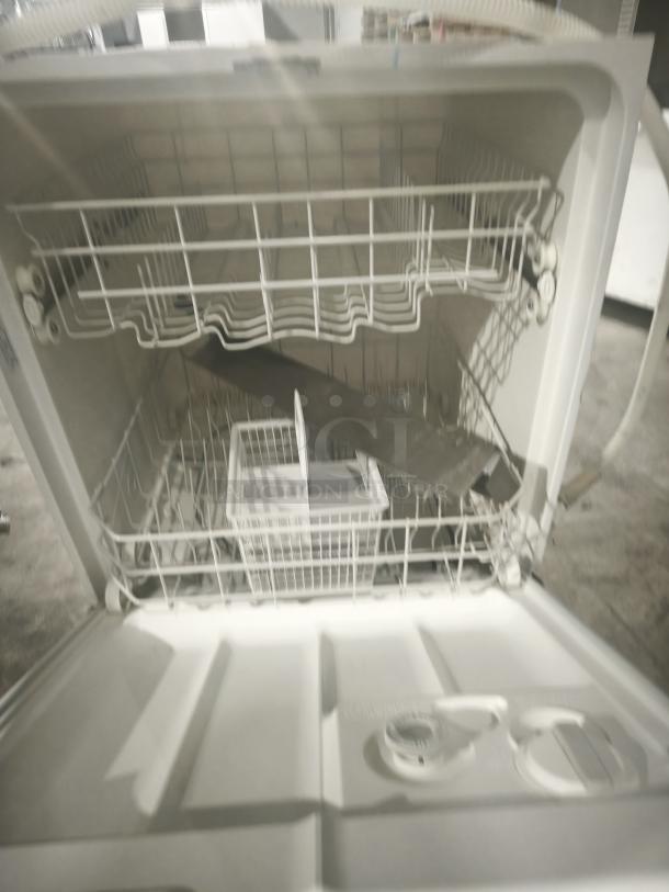 GE Built-In Full-Console Dishwasher, Model gsd3960L00ss, open interior view, white racks, good condition.