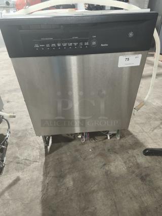 GE Built-In Full-Console Dishwasher, model gsd3960L00ss, stainless steel finish, full-cycle options, used condition.