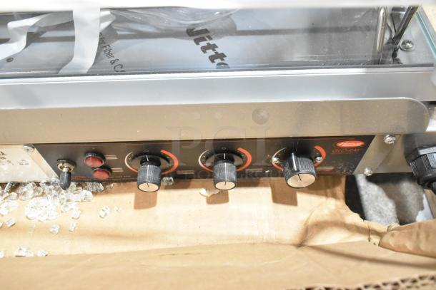 BRAND NEW Hatco GRHD-4PD Stainless Steel Heated Display Case controls. Scratch and dent condition. 58 1/2", 120/208V, 1 Phase.