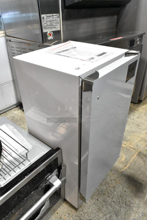 KoolMore KM-BIM66-NSS stainless steel ice maker, 66lb/day, brand new with scratch and dent, includes drain pump, 115V, 1 Phase.
