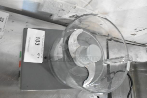 Robot Coupe R 101 B countertop food processor, metal base, S blade, missing lid, 120V, 1 phase.