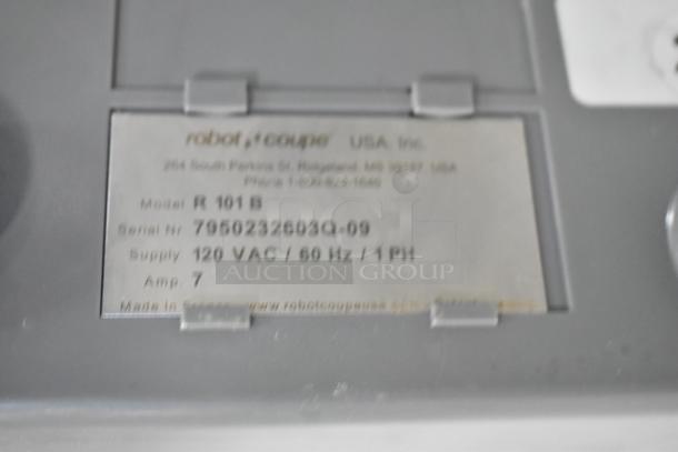 Robot Coupe R 101 B food processor label, 120V, 1 phase. Missing lid. Serial: 7950232603Q-09.