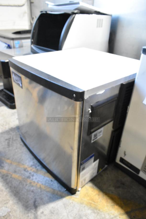 BRAND NEW Scotsman 194MCH422A ice machine, stainless steel, modular half cube, 420 lb capacity, 115V, 1 Phase, scratch and dent.