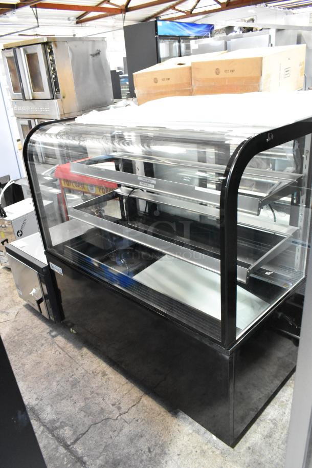BRAND NEW Avantco 193BCD48B 48" curved glass black dry bakery display case with minor scratches. 115V, 1 Phase.