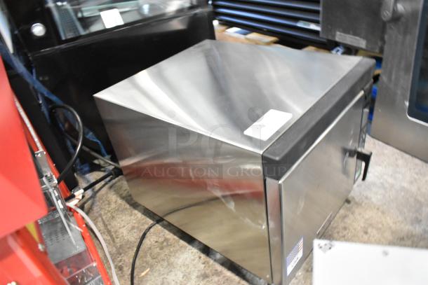 BRAND NEW 2023 XpressChef JET19 Stainless Steel High-Speed Cooking Oven, 208/240V, 1 Phase, Scratch and Dent.