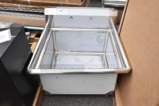 Brand new Steelton 522CS12424 29.5" stainless steel commercial sink, 18-gauge, one compartment, scratch and dent, no legs.