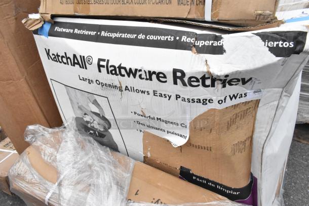 Damaged box of San Jamar KA5500 KatchAll Magnetic Flatware Retriever 55 Gallon Trash Can Lid, visible branding and details.