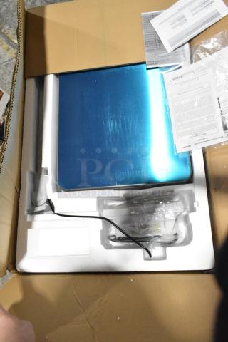 Brand new BX-300 Scale in box, slight scratches visible. Includes cables and documents.