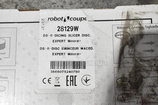 Brand new Robot Coupe 28129W dicing disk, 8mm, 5/16", Expert Mineral+. Box shows labels and minor packaging wear.