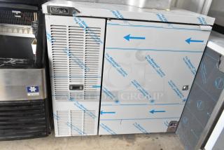 Brand new Perlick DDS36 stainless steel kegerator with protective film. Scratch and dent condition. 115 volts, 1 phase.