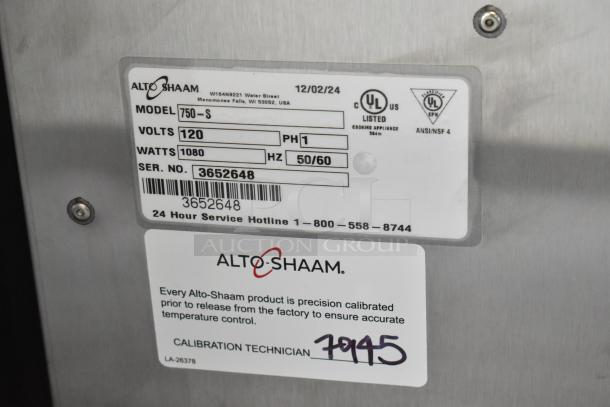 Alto Shaam 750-S stainless steel heated cabinet, new, scratch and dent, door non-functional. Label shows 120 volts, 1 phase.