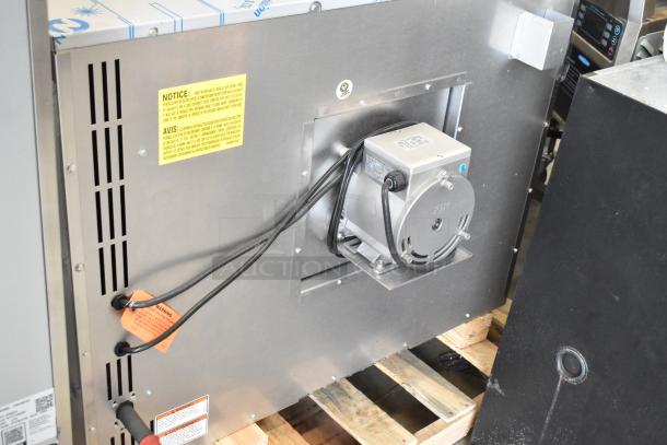 BRAND NEW Vulcan VC4GD-11D150K stainless steel convection oven, with view-through doors, metal racks, and thermostatic controls.