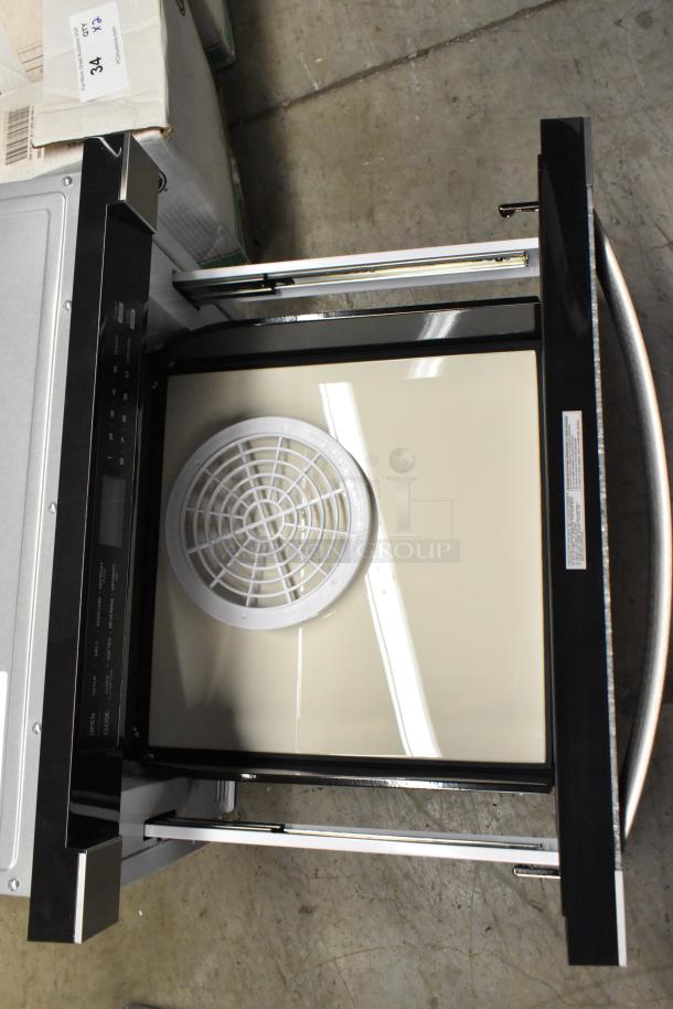 2025 KoolMore KM-MD-1SS stainless steel microwave drawer, brand new, visible glass damage. 120V, 1 phase.