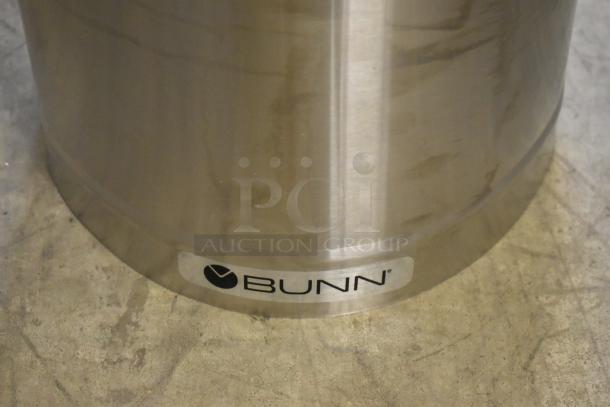 Bunn 34100.0001 TDO-5 Iced Tea Dispenser, 5-gallon capacity, solid plastic lid, brand new scratch and dent, stainless steel.