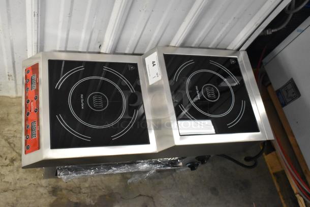 Brand new Avantco 177IC35SU stainless steel double countertop induction range with scratch and dent, 208-240V, 1 phase.