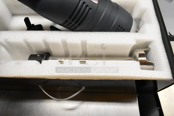 AvaMix 928IBHD12 12" heavy-duty immersion blender, new condition, 1 1/4 hp, shown in foam packaging.