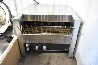 Vollrath JT3H CT4H-220950 Stainless Steel Commercial Countertop Electric Powered Conveyor Toaster Oven. 220 Volts. - Item #1209685