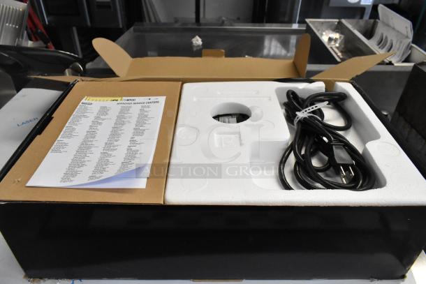 Brand new Waring WSB Big Stik 16" immersion blender in box, with manual and power cord. Scratch and dent condition. 120V.