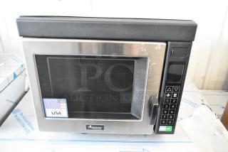 2021 Amana RC30S2 Stainless Steel Commercial Countertop Microwave Oven. 208/240 Volts, 1 Phase. - Item #1209823