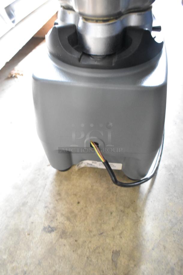 Waring CB16N Metal Commercial Blender, 120V, 1 Phase. Gray base, visible wiring, good condition.