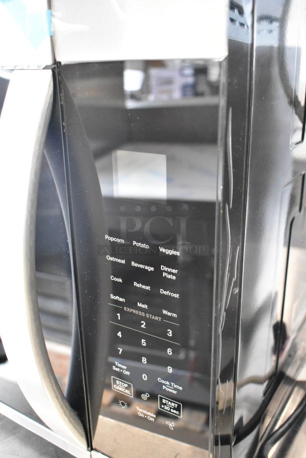 2025 Whirlpool WMMS3330RZ01 stainless steel microwave, new scratch and dent, 120V, 1 phase. Features visible on control panel.