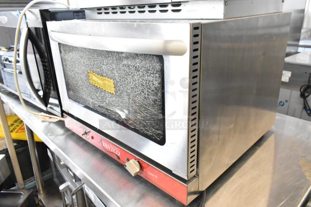 Avantco 177CO16 stainless steel convection oven, countertop model with broken glass door, 120V, 1 phase electric.
