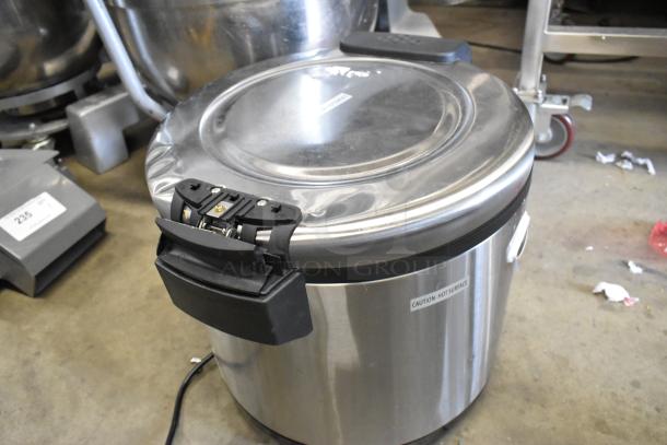 Galaxy 177RWG90 Stainless Steel Rice Cooker, 120V, 1 Phase, countertop model. Tags indicate “Caution - Hot Surface.”