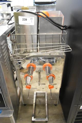 Vevor 2000EH stainless steel commercial citrus juicer, countertop model, 110V, 1 Phase, features dual spouts, auction tag 239.