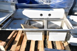 BRAND NEW SCRATCH AND DENT! Regency 600S2171718L Stainless Steel 2 Bay Sink w/ Left Side Drain Board. - Item #1210049