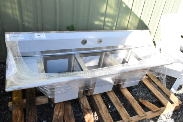 BRAND NEW Regency 600S31416212 stainless steel 3 bay sink with dual drain boards, scratch and dent condition, no legs included.