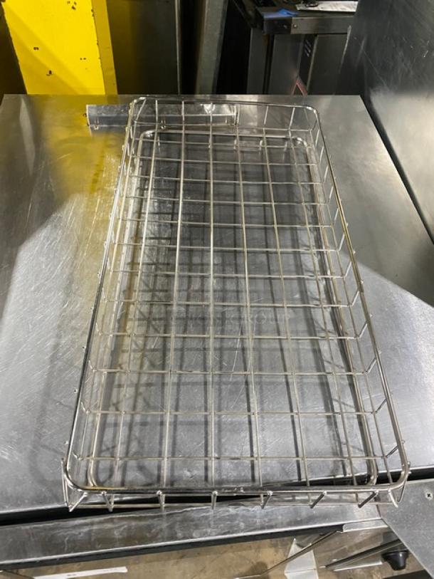 Commercial chrome-plated full-sized bagel/pastry wired rack, rectangular shape, good condition, sturdy wire construction.