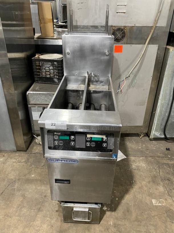 Pitco Solofilter Solstice deep fat fryer, stainless steel, model SFSSH55TRJS, 50 lb. split-tank, digital controls, on casters.