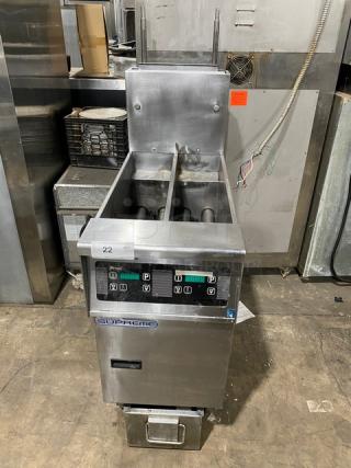 Pitco Solofilter Solstice deep fat fryer, stainless steel, model SFSSH55TRJS, 50 lb. split-tank, digital controls, on casters.