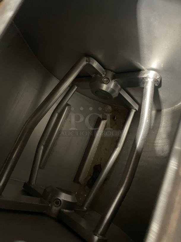 Attias Magna Mixer 50H4C1, stainless steel, electric-powered 10 gal./50 lb. dough mixer interior with roller-bar design.