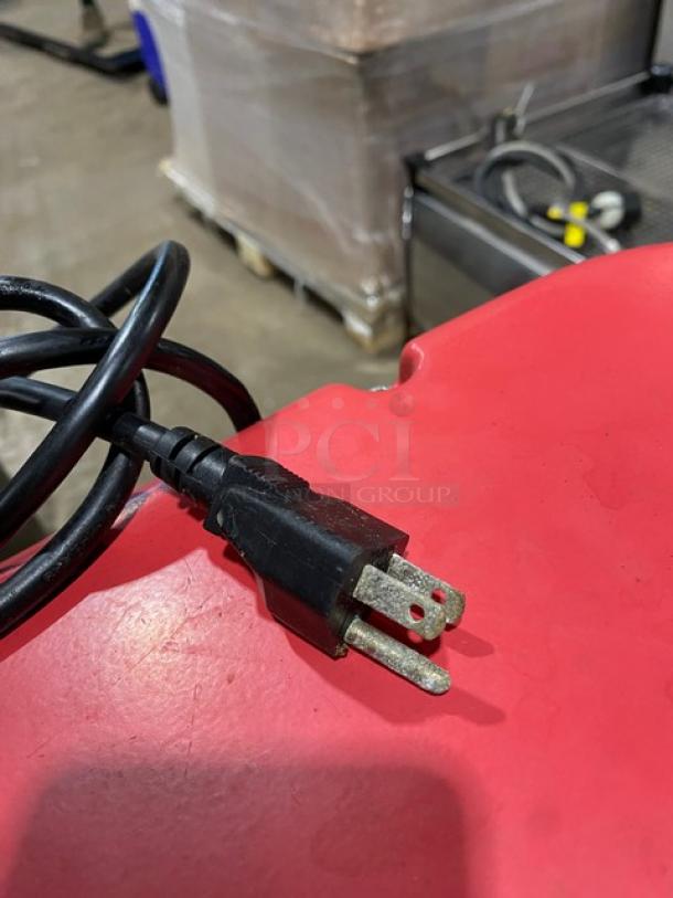 Centaur MAC20 planetary mixer power cord, 115V, features a red casing. Part of a 20 Qt. commercial electric mixer.